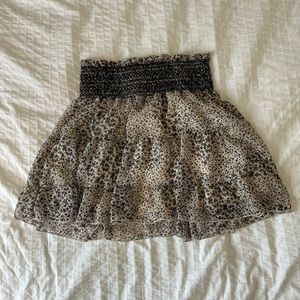 Floral flowy elastic mini skirt